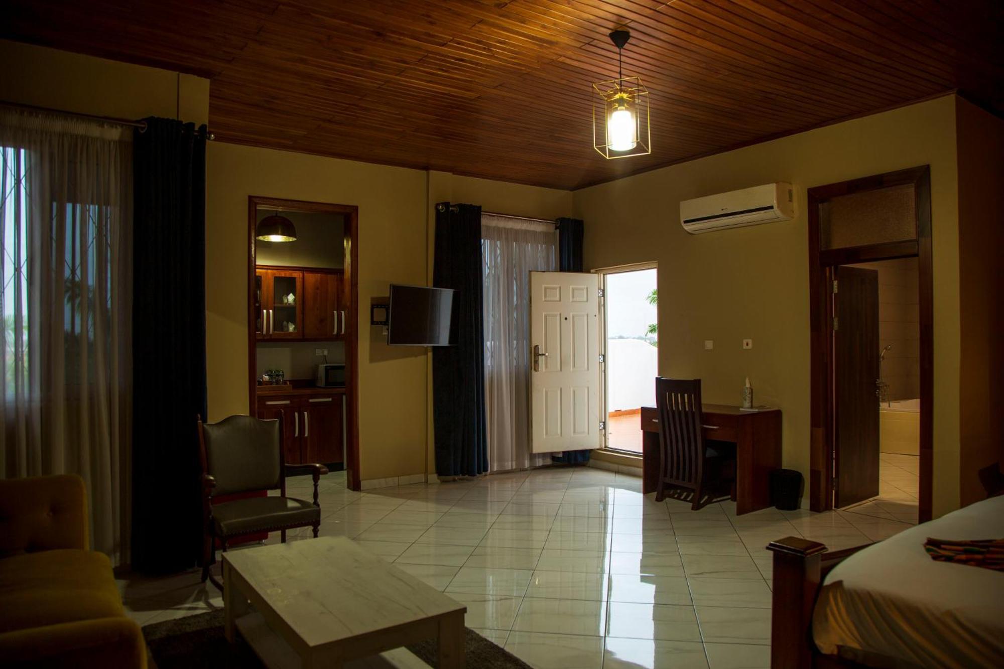 The Haven Boutique Hotel Kumasi Exterior photo